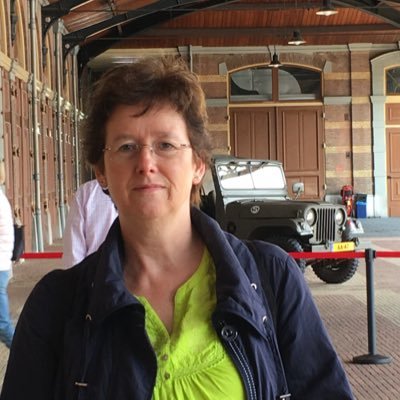 Geboren en getogen aan de Nieuwkoopse Plassen | met pensioen | werkte ruim 50 jaar bij Bibliotheek Rijn en Venen