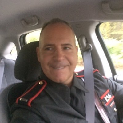 RI State Police Lieutenant (retired), U.S. Navy veteran, NASCAR 4, 10, 14, 41 fan, #Phins up! 🐬🐬🐬🐬Motley Crue fan! Whelen modified #2 fan!