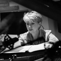 nikki iles (@nikkiiles2) 's Twitter Profile