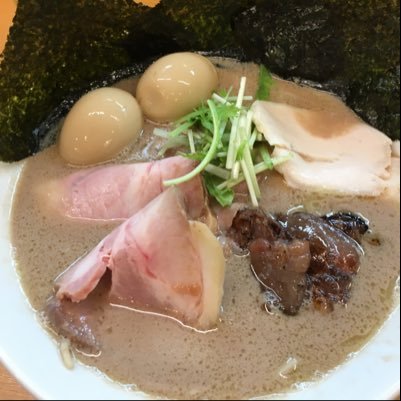 美味しかったもの、みんなに食べて欲しいもの、手料理など、食に関するアカウントです🍽️ 美味しかった食べ物や作ったものを垂れ流す🤤無言フォロー失礼します🙏フォローはご自由にどうぞ✨ #ゆーまの旨たれ流し やってます🍜 出没地域→埼玉、東京、神奈川