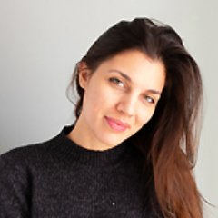 A Greek cook and blogger. True devotee of healthy and simple cooking.