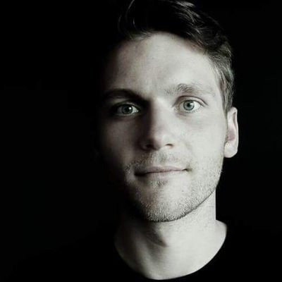 jn_mster's profile picture. biologist, environmentalist, shark lover, #sharks #green🌻