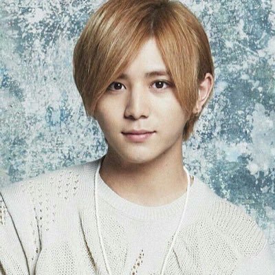 山田涼介画像 Sur Twitter この後ろ姿かっこいいと思ったらrt