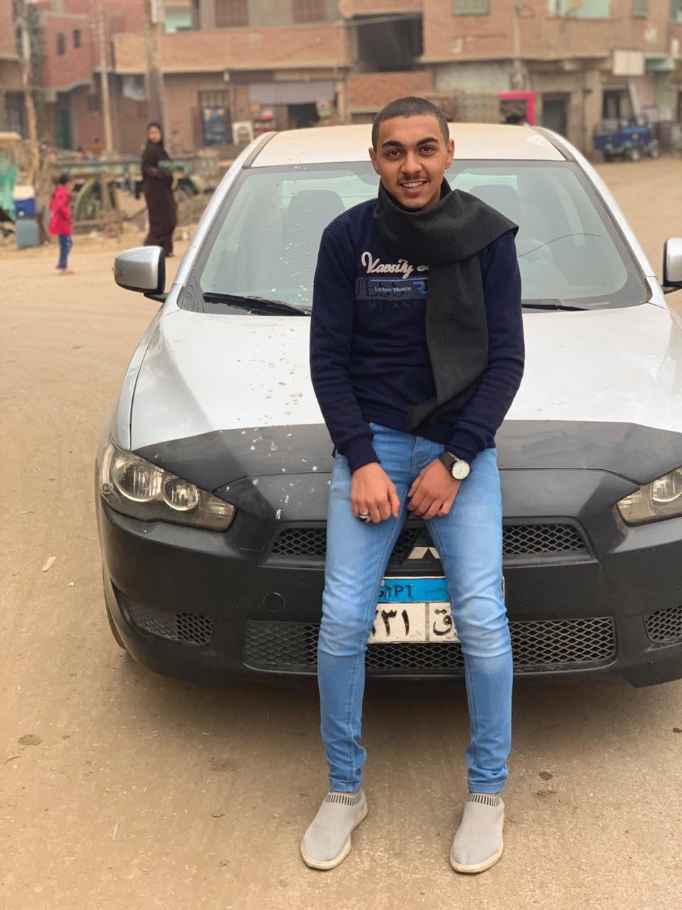 ليس الموت ما أخشاه إنما أخشى أن أعيش بلا حيااه..👌👊https://t.co/GfbHlRYg2A