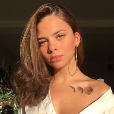 🇷🇪 + 💍🇲🇶