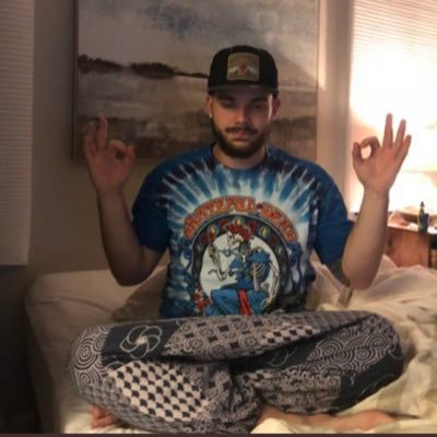 Spreading love and conjuring succulent wubz. @narwhalpapi ♏️