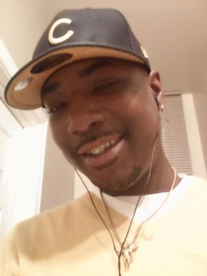 daviddowny34's profile picture. 