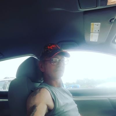 JohnShe18120032's profile picture. Ladies DM me if you like toget naughty and see xxxvideos and pics .Adults Only