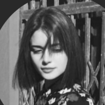 Saryn22's profile picture. ‏أنا مسؤولة عما أكتب ولست مسؤولة عن فهمك ، عشرينية ، بكالريوس محاسبة | جامعة الإمام محمد بن سعود الإسلامية.