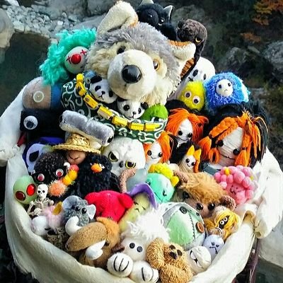 【ジャク&ささ】コンビがハロウィンファミリーと共に世界征服を企むアカウント。主に四国たまに遠出。そんな適当2人組 🎃🎃 只今不定期で更新中!!!