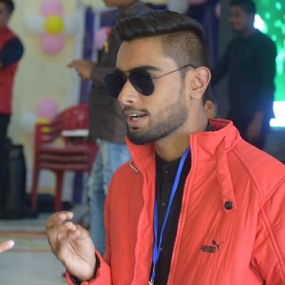 लेफ्ट राइट से दूर, रॉन्ग राइट जानने की कोशिश। कीबोर्ड पीटक मजदूर, भारतीय जनसंचार संस्थान(IIMC), नई दिल्ली। यहां जो लिख रहा हूं सब मेरे निजी विचार हैं।