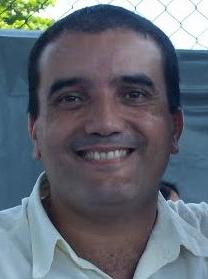 Professor de Informática, Analista Desenvolvedor, Especialista em Neurociência Pedagógica e Mestre em Amar a Vida