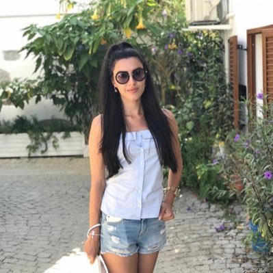 symbolozmn's profile picture. Karakterim ve tavrımı birbirine karıştırmayın! Karakterim kim olduğumla ilgilidir. Tavrım 'sizin' kim olduğunuzla!