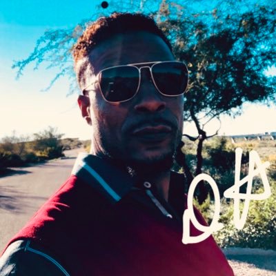 holly_dante's profile picture. 