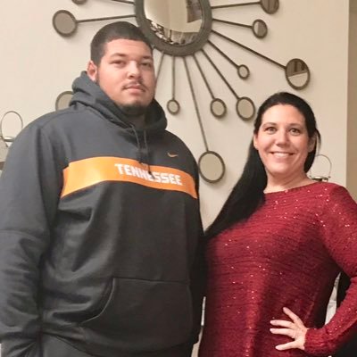 proud_boymom's profile picture. 