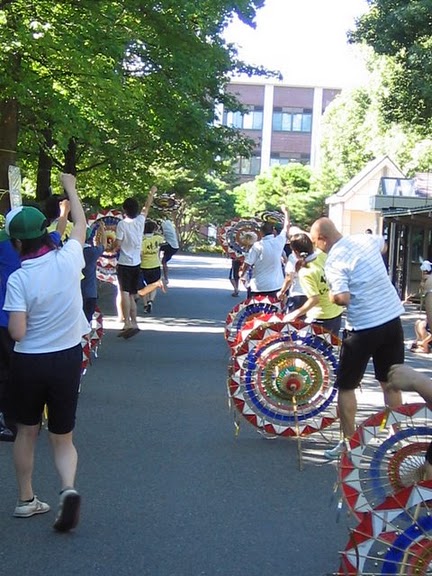 ttsc2002's profile picture. 元気ですかー！？でおなじみの体専しゃんしゃん部@twitterです！こんにちはー！！体専しゃんしゃん部の活動など、鳥取しゃんしゃん祭に関わることをつぶやいていこうと思いますのでよろしくー！！