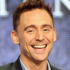 Hi im paige and im a MASSIVE fan of Tom and Loki even though i live in NZ but i would fly over the world if it meant i could at least get an autograph 😄