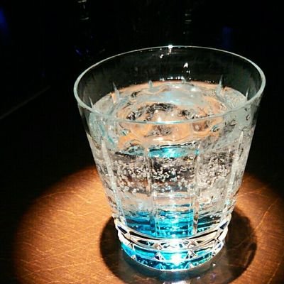 paupau052's profile picture. 筆で米粒に文字を書くような丁寧なツイートを心掛けたい所存であります。
ゴルフは肩身の狭い左利き
悪ノリさせたら自称天下一品 

すみっコぐらしガチ勢です