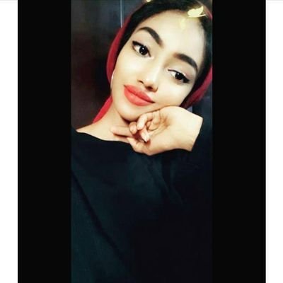 BusatiEsraa's profile picture. Media 🌍🎙📺 .. 

_It wasn't raining when Noah built The ark
  ✨💜_