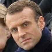 Libriste. Développeur C++. Lycéen. Ma pp est toujours random.