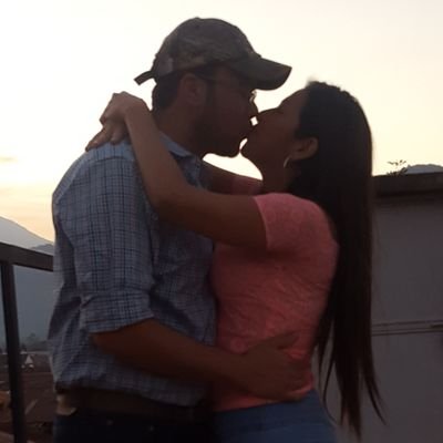 AnnerGarrido's profile picture. Médico y Cirujano, Máster en Ciencias Forenses, docente universitario, aficionado al CSD Cobán Imperial, esposo de una reina y padre de 2 hermosos niños.