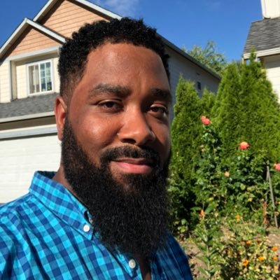 My name is Kenn. I'm 31. I'm a musician, geek, gamer, lover, friend, and all around good guy.