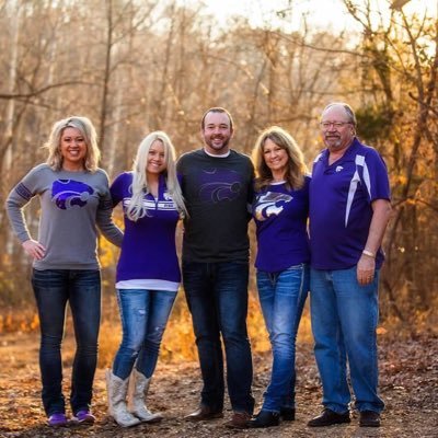 Wife~Mother~Nana~All Things K-State💜EMAW~Chiefs🏈KC Royals⚾️Sports Fanatic!