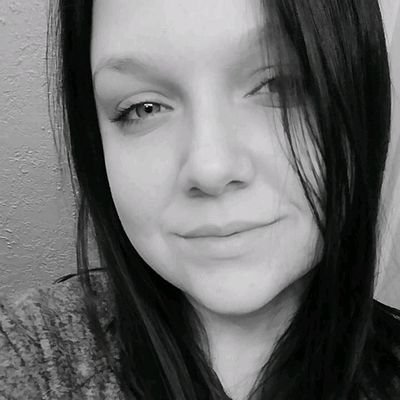 MaddyBabb's profile picture. Hey.