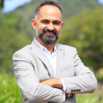 helderamarante's profile picture. Coach e Conferencista. Diretor da Plexus Instituto de Desenv. e Liderança, empresa com foco em pesquisa e desenvolvimento de programas de excelência pessoal.