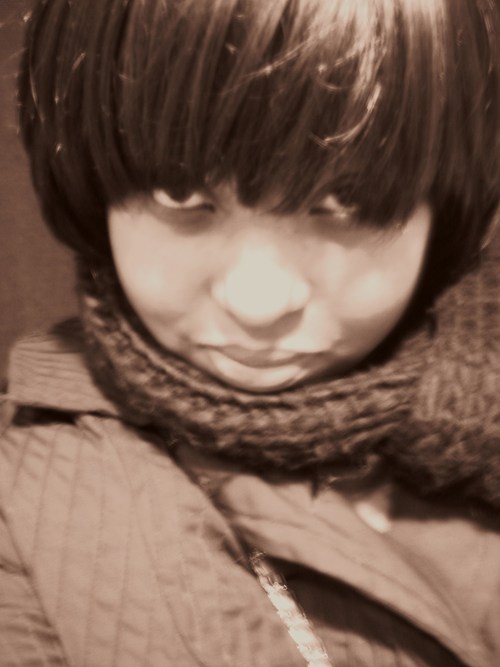 I cant live without vintage.... coffee....cupcakes..... and of course traveling!!
$Totallyuvintage1