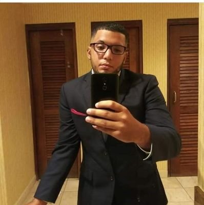 sc victor_elboss
Facebook Víctor A Cintron Aponte
Instagram cintron_1998