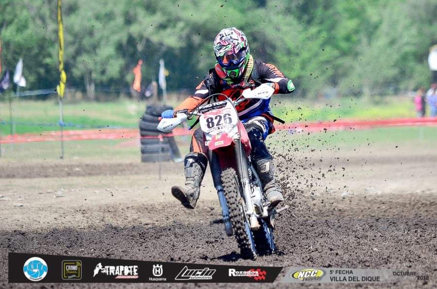 Piloto de Enduro🏁✊🏍
❤=✊
227❤
Ig: rodrigo_torres227