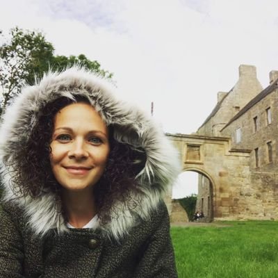 DessiSousa's profile picture. 