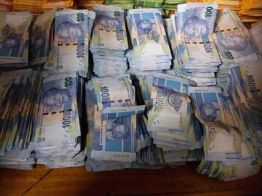 justin9204's profile picture. 