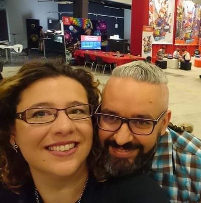 linsmorais's profile picture. Eu consigo lamber meu cotovelo.