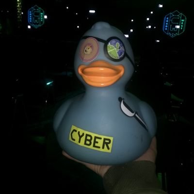 A nongender blue rubber duck who likes to talk nerdy,focussed to cut bias. Feel attacked by @SayNo2Ducks #InfoSec #privacy #FOSS #rights #pirate #gonephishing