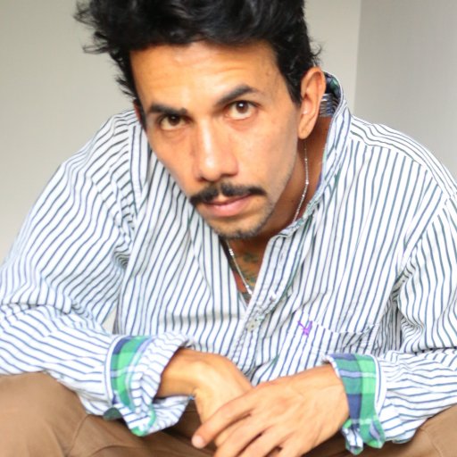 quinsal's profile picture. Estudiante de diseño gráfico