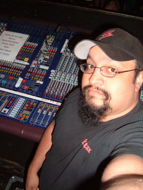 fumanchu9999's profile picture. turn it up