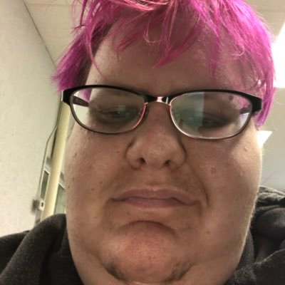 dandolanyxe's profile picture. transgender man