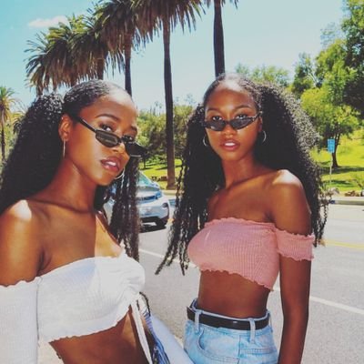 two darkskin girls with some drip💧DM and we’ll pull up with the whip 🚘😛 #darkskindripp #dsw
Instagram: @darkskindrip___