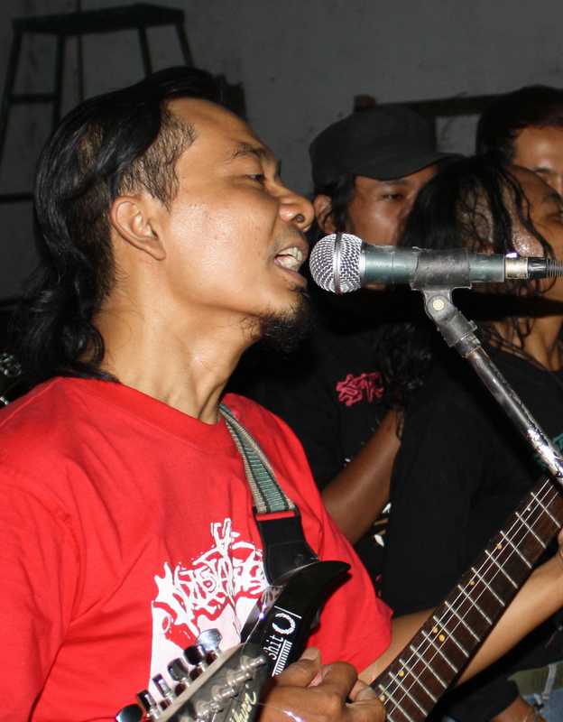 Stick together with oi punk!
