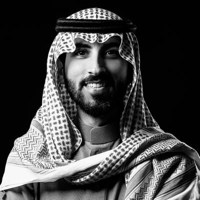 أستاذ تقنيات التعليم المشارك بجامعة الملك سعود. المشرف على مركز الخريجين بالجامعة. مهتم بتطوير أداء الكوادر البشرية.