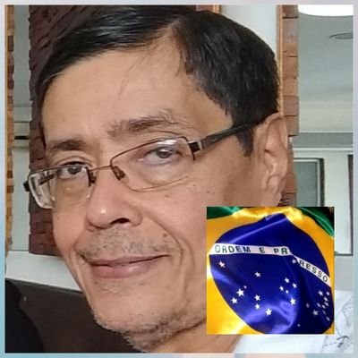 ⚽️📻🎧Jornalista apaixonado pelo esporte, música e cinema. Marido, pai, filho e que tem muitos irmãos. Muitos! T∴F∴A∴🇧🇷 P∴P∴
#ConexaoLivre no ecanal5