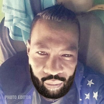 DacostaLuys's profile picture. Santai