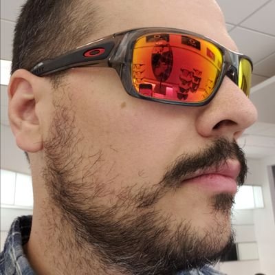 hjl33's profile picture. Complex simplicity