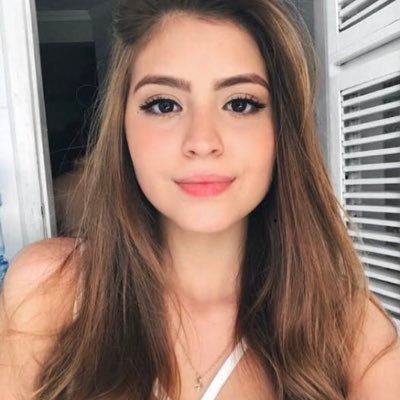 estou à procura de novas amizades...chama da DM💞