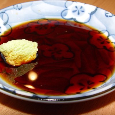 aiuaaaeo's profile picture. 成人済み