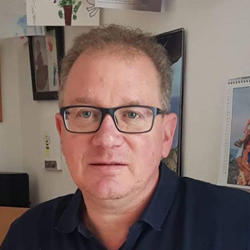Ehemann und Vater, Gemeindegründer, Pastor, f Vision Europa Länderverantwortlich A, Gärtner und Gerneesser....und Leiter Kommunikation FEG Schweiz