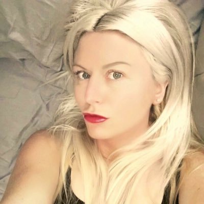 MichelleM4127's profile picture. 