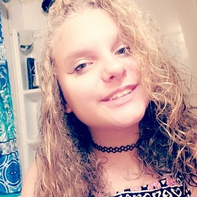 Im 14 years young / AMOS @summiejade01 //God first /country life 💙❤️